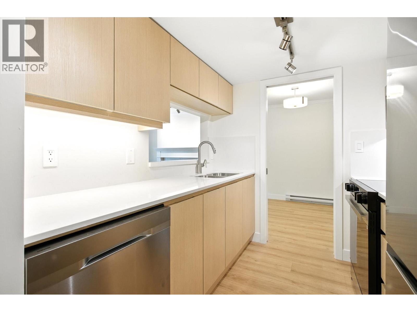 Photo 12 of 19 2885 E Kent Avenue North, Vancouver BC
