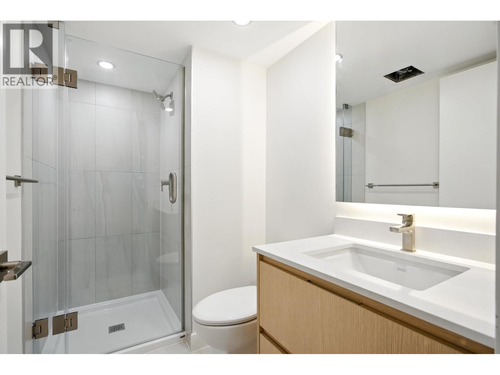 Photo 8 of 19 2885 E Kent Avenue North, Vancouver BC