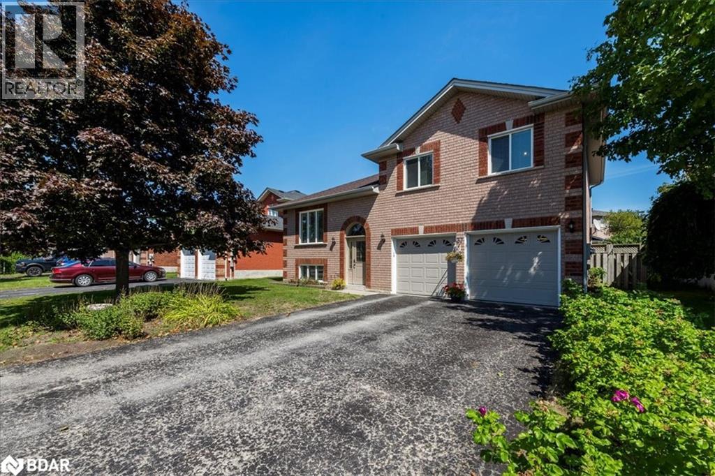 Photo 26 of 37 Marsellus Drive, Barrie ON