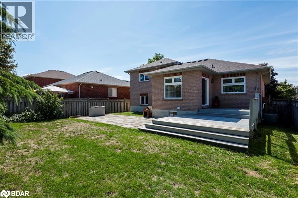 Photo 22 of 37 Marsellus Drive, Barrie ON