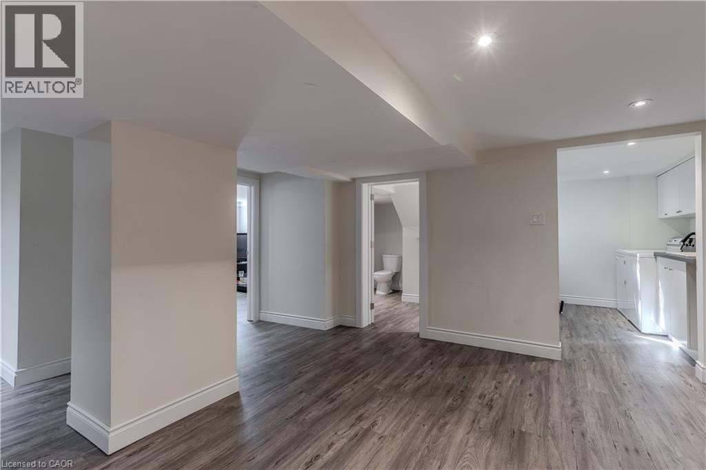 Photo 14 of 936 Harvey Place, Burlington ON