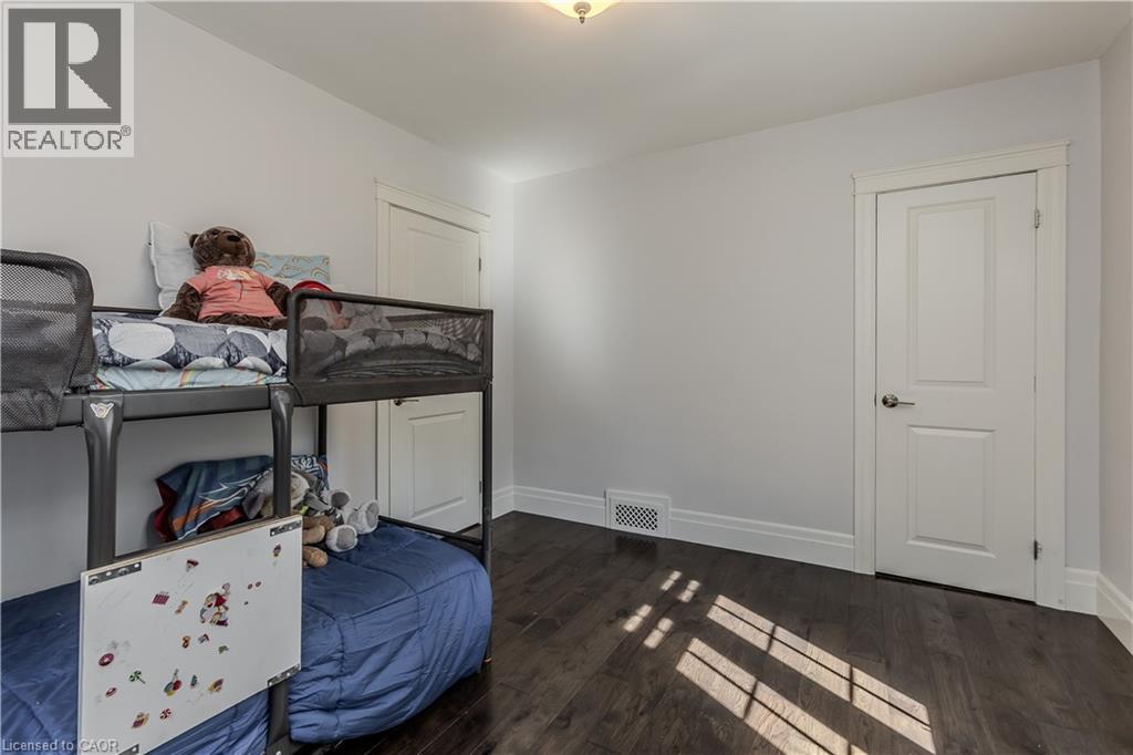 Photo 22 of 936 Harvey Place, Burlington ON