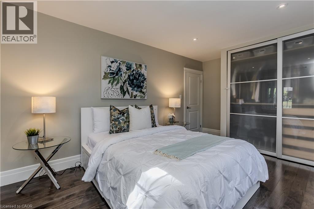 Photo 12 of 936 Harvey Place, Burlington ON