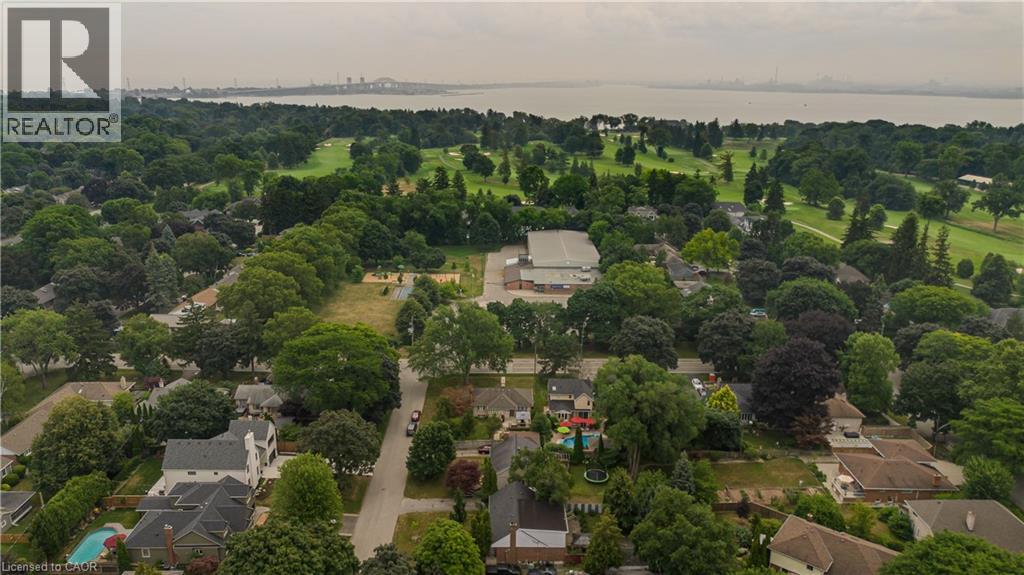 Photo 1 of 936 Harvey Place, Burlington ON