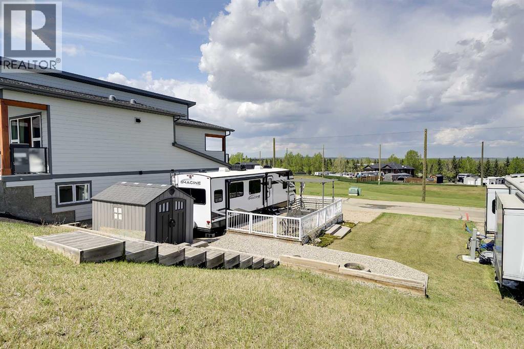 25054 South Pine Lake Road, Rural Red Deer County