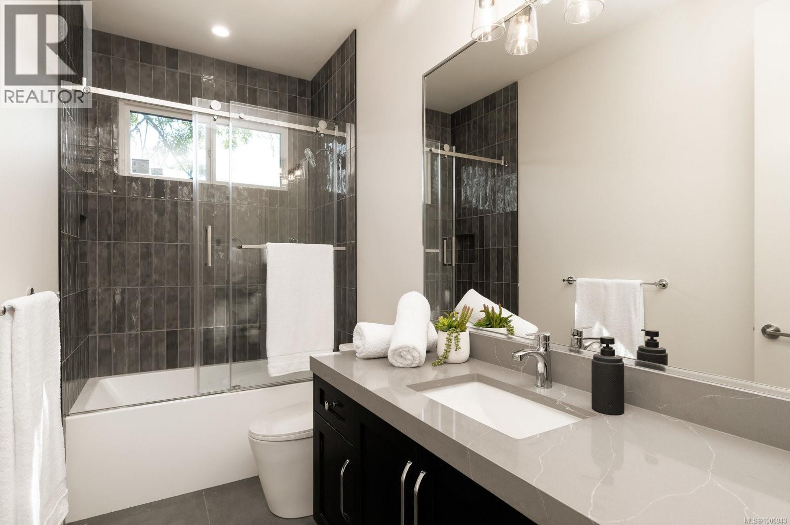 Lot B 1646 Kenmore Road, Saanich