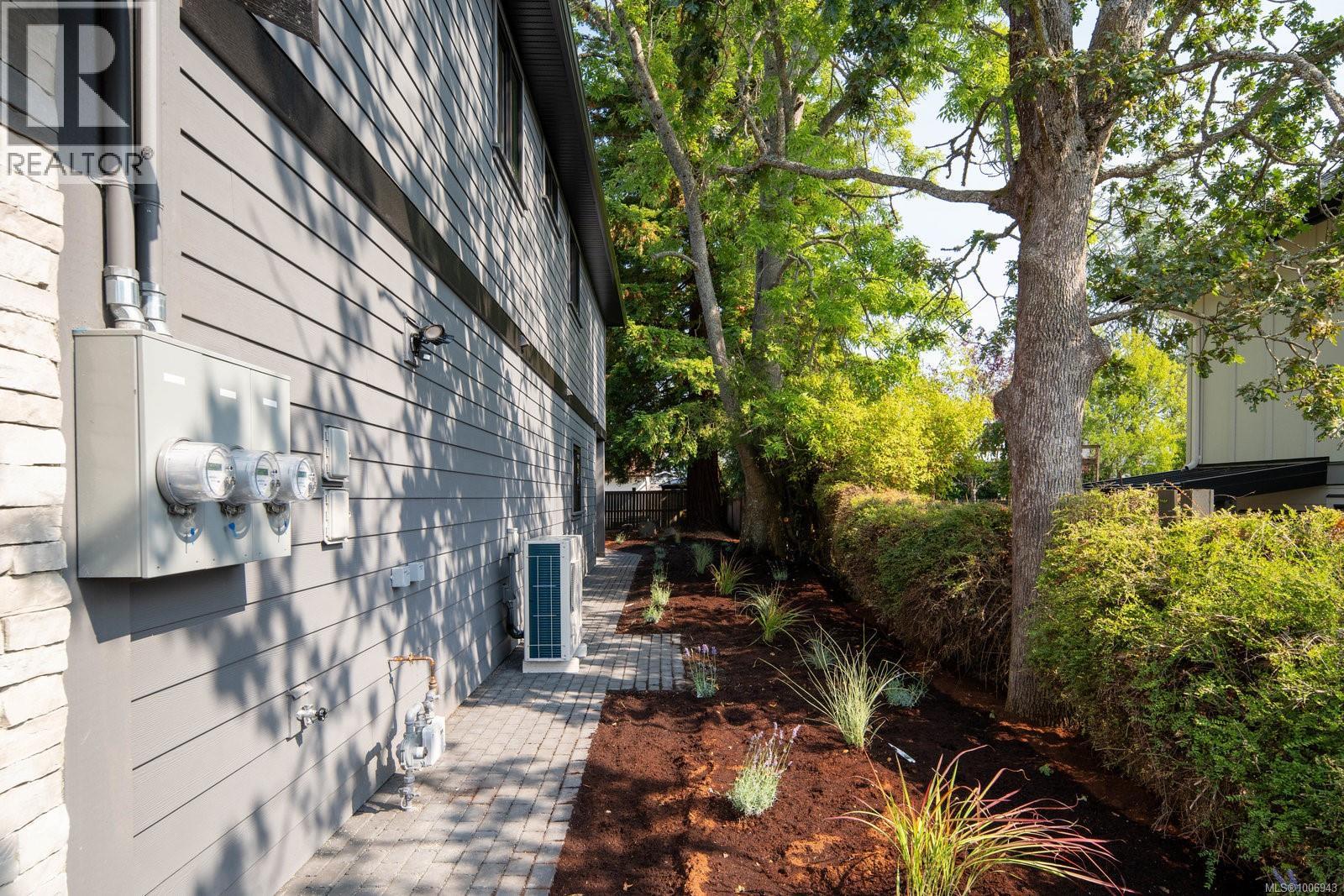 Lot B 1646 Kenmore Road, Saanich