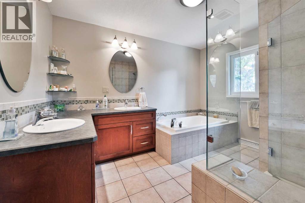 Photo 1 of 5712 Layzell Road Sw, Calgary AB