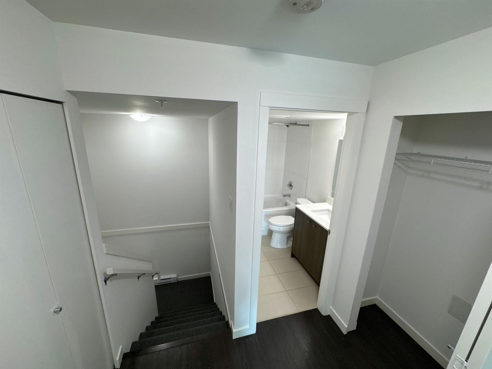 Photo 3 of 103 10688 140 Street, Surrey BC