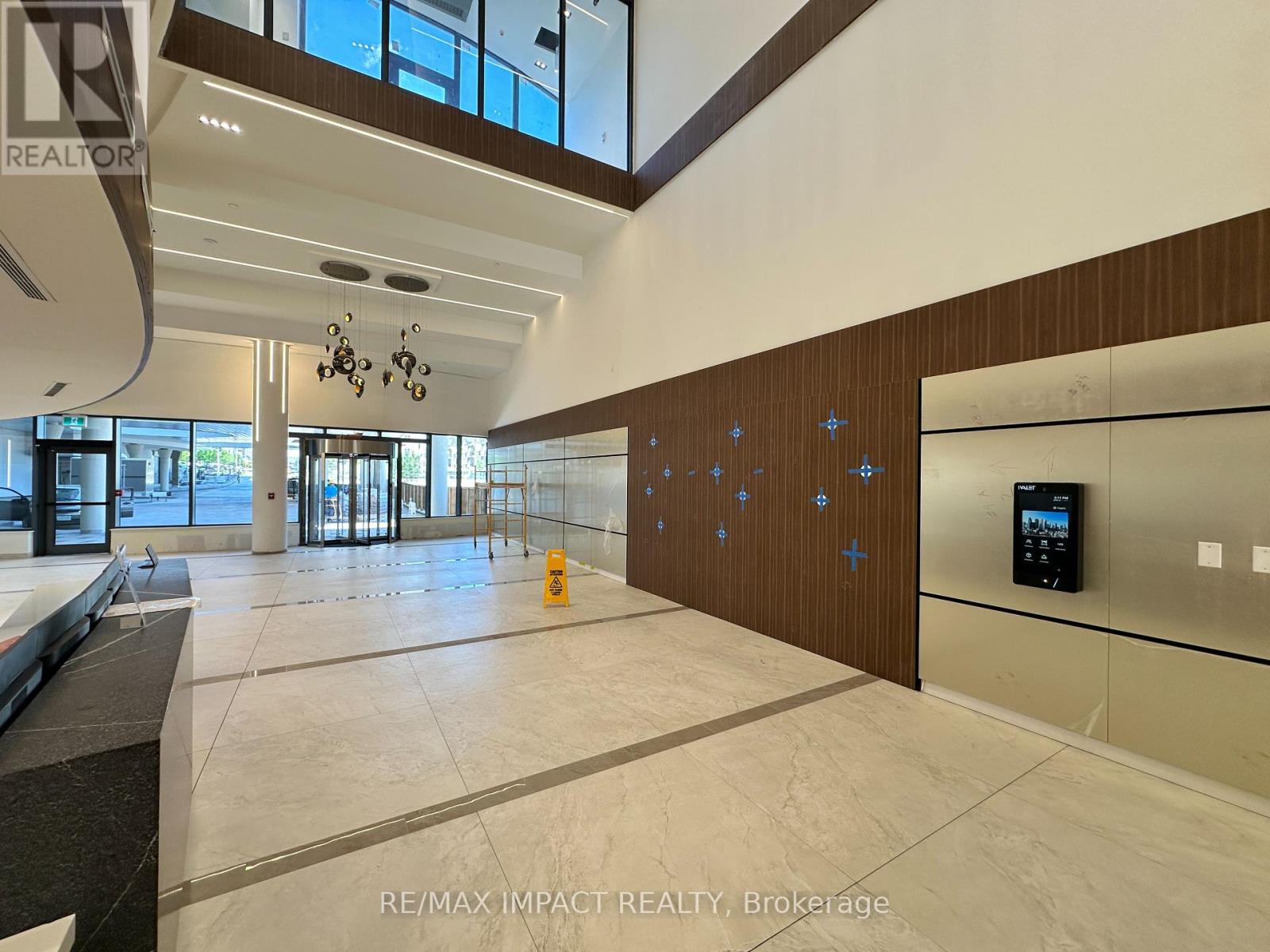 Photo 1 of 2810 5105 Hurontario Street, Mississauga ON