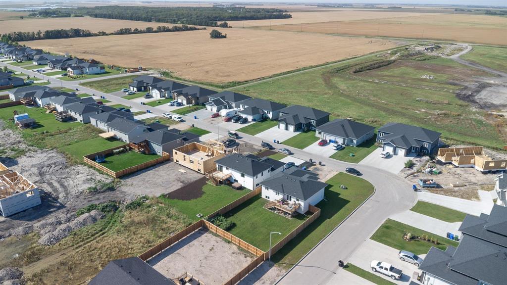Photo 33 of 107 Parkside Crescent, Mitchell MB