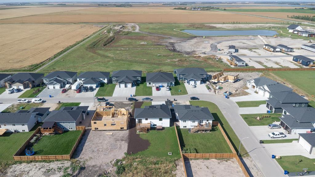 Photo 34 of 107 Parkside Crescent, Mitchell MB