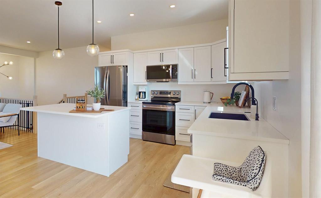 Photo 8 of 107 Parkside Crescent, Mitchell MB