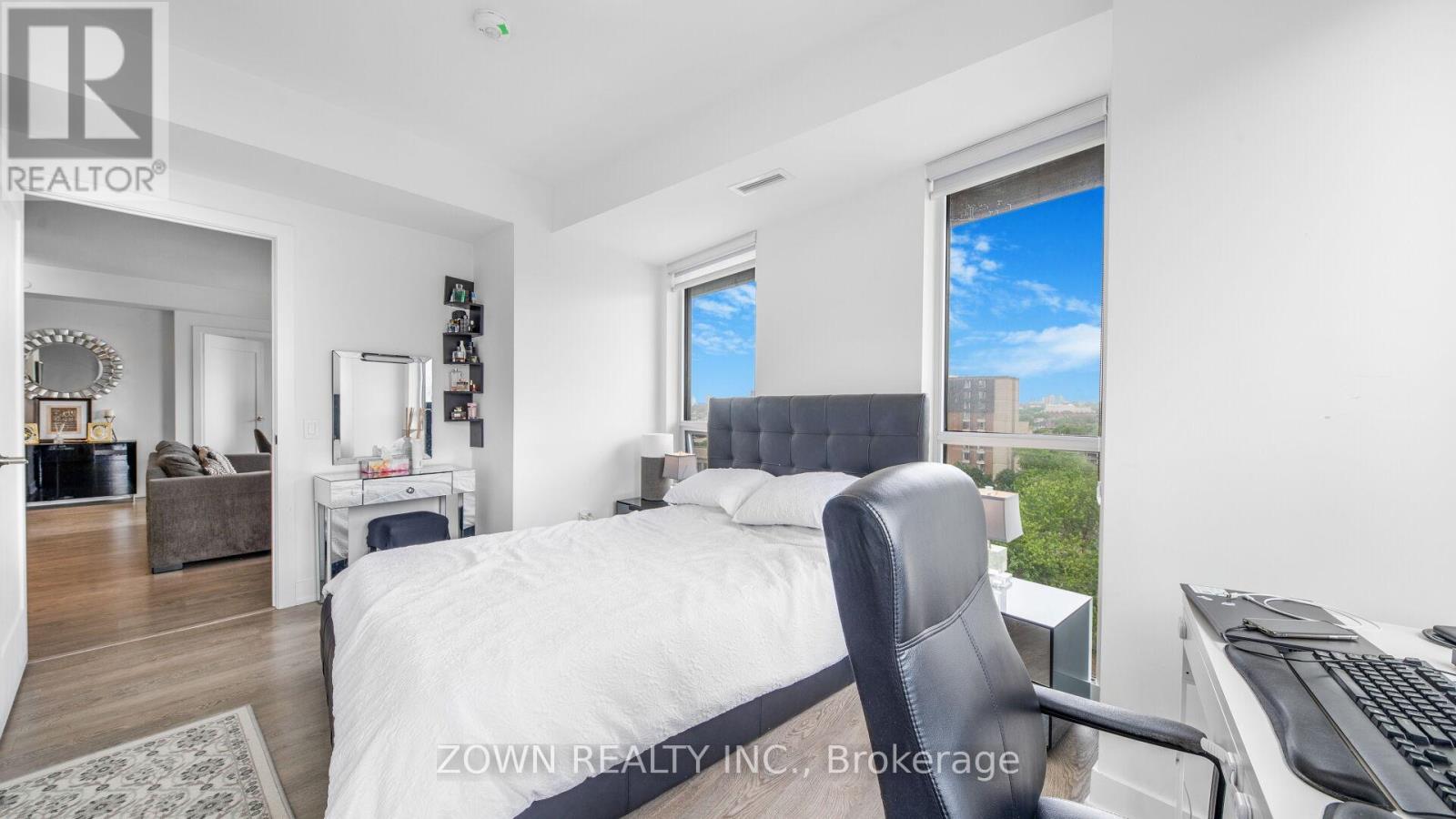 Photo 45 of 1006 80 Vanauley Street, Toronto ON