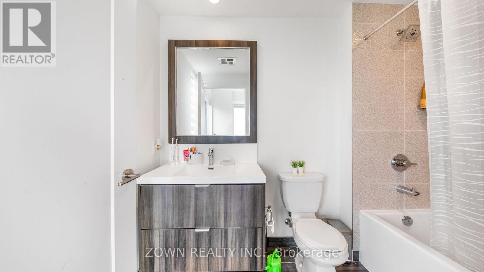 Photo 43 of 1006 80 Vanauley Street, Toronto ON