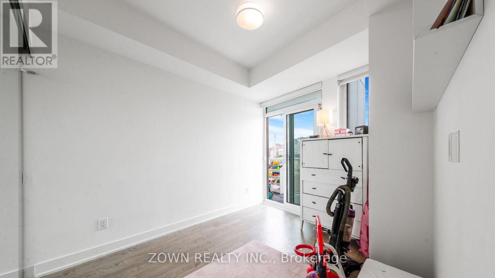 Photo 41 of 1006 80 Vanauley Street, Toronto ON
