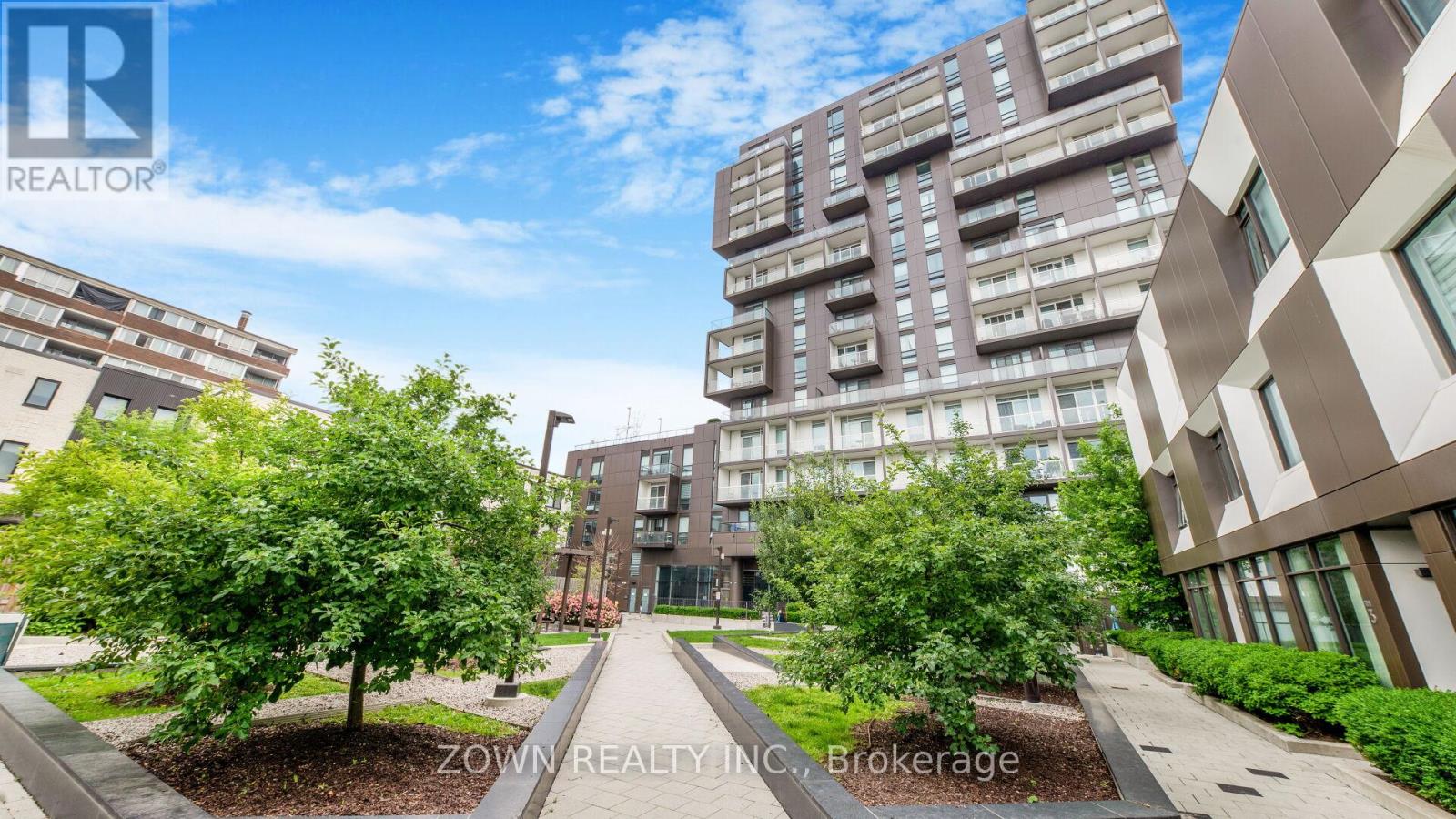 Photo 13 of 1006 80 Vanauley Street, Toronto ON