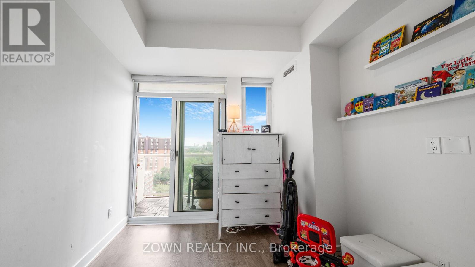 Photo 29 of 1006 80 Vanauley Street, Toronto ON