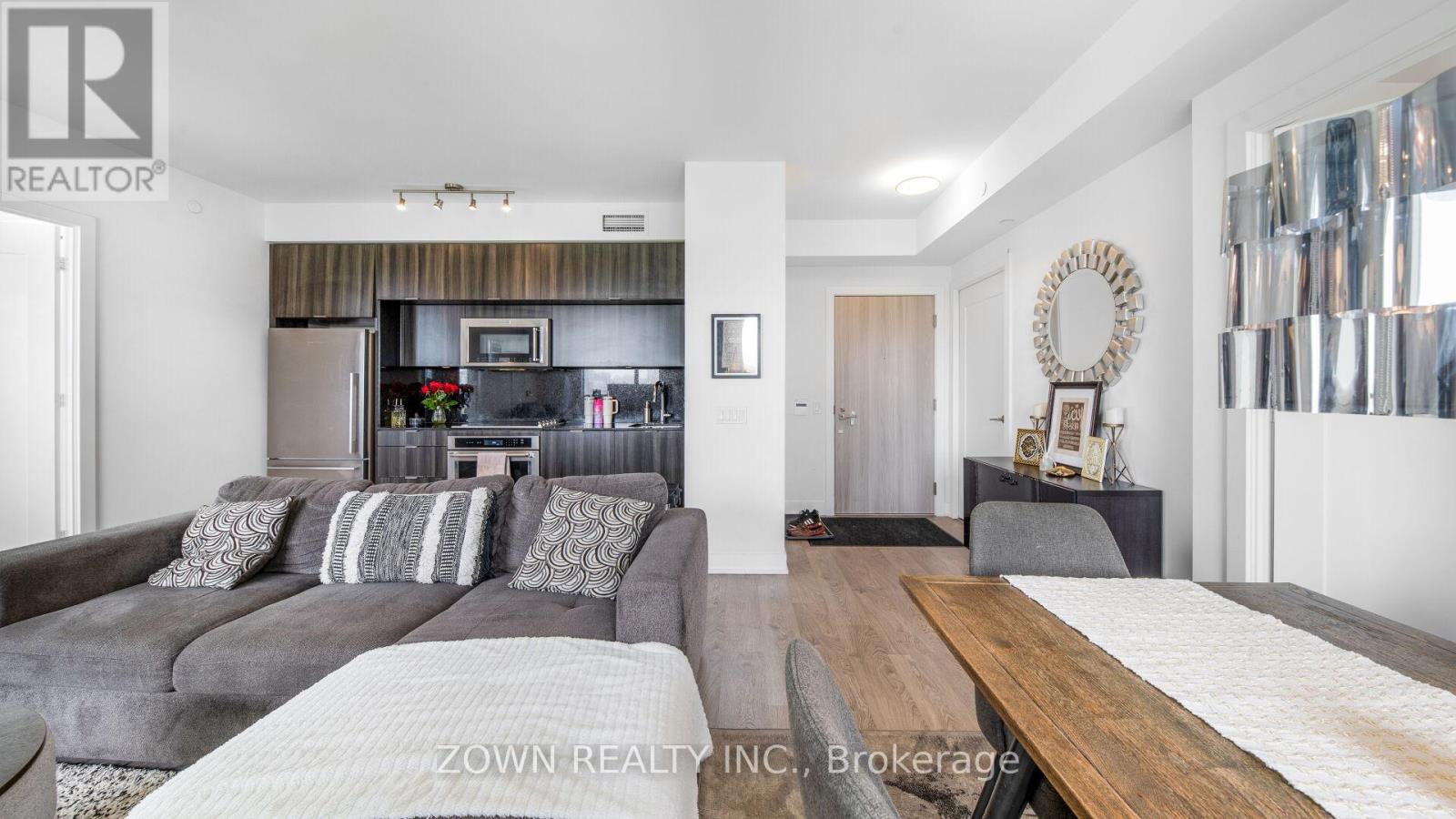 Photo 33 of 1006 80 Vanauley Street, Toronto ON