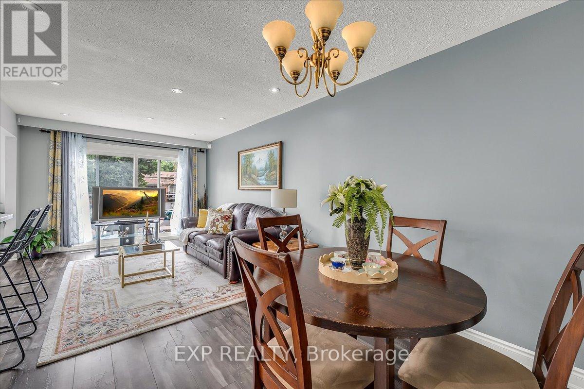 Photo 25 of 135 Mill Street N, Brampton ON