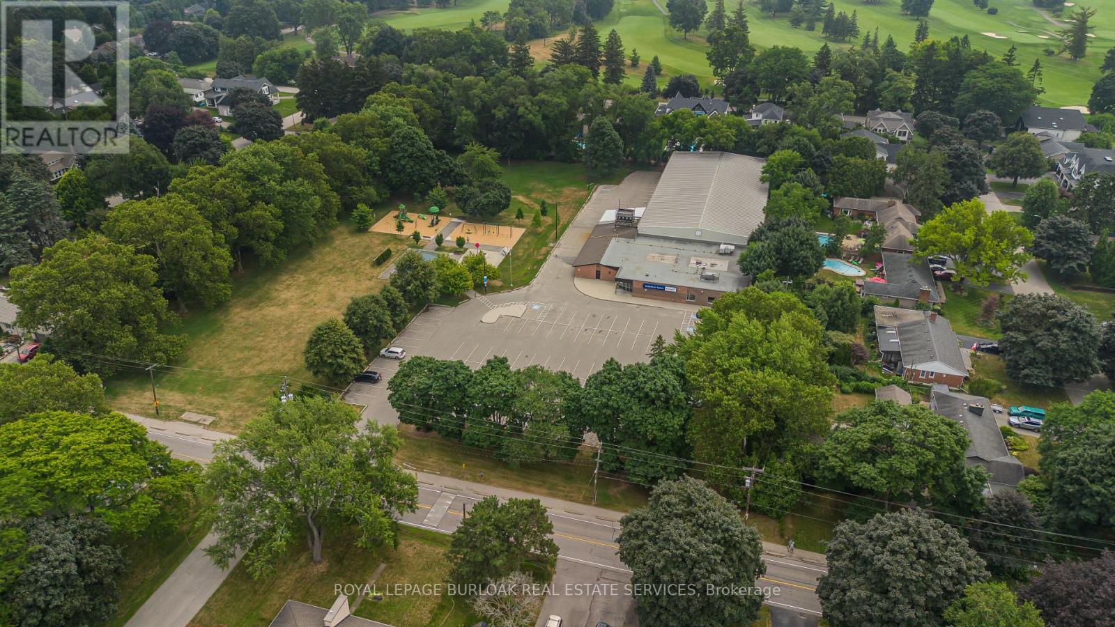 Photo 27 of 936 Harvey Place, Burlington ON