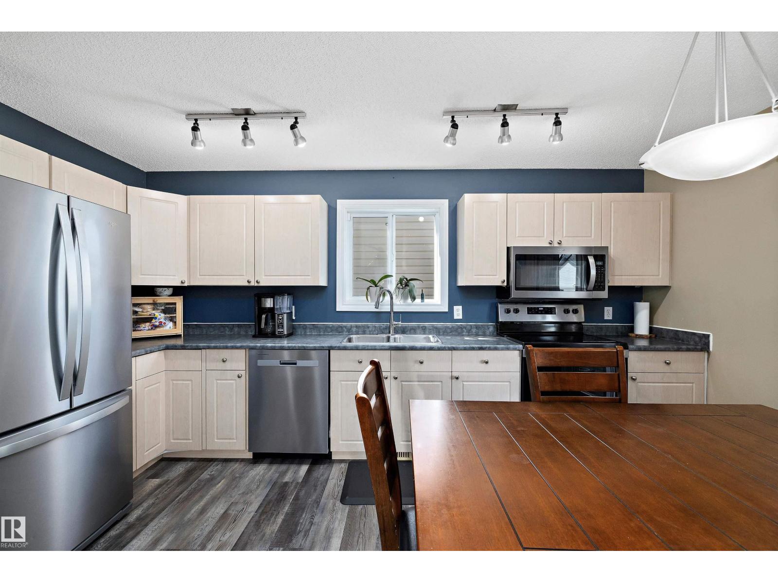 Photo 16 of 628 88 St Sw, Edmonton AB