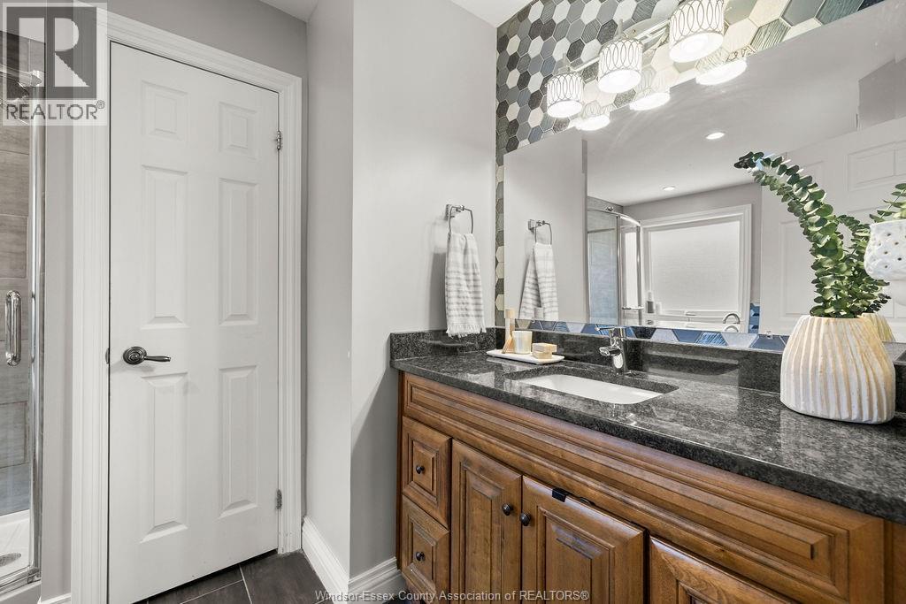Photo 24 of 622 George Kennedy, Lakeshore ON