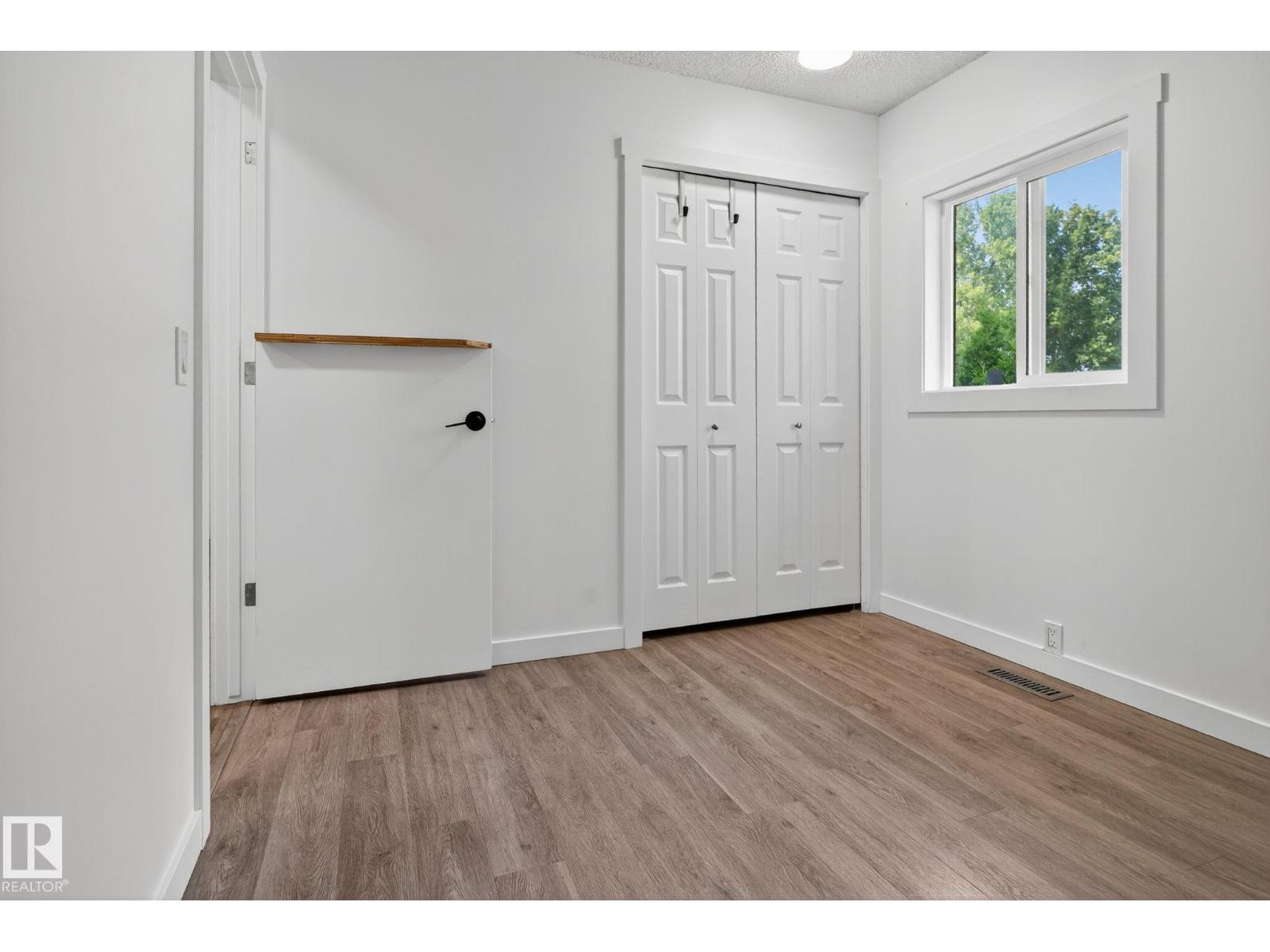 Photo 18 of 133 Garnet Rd, Sherwood Park AB