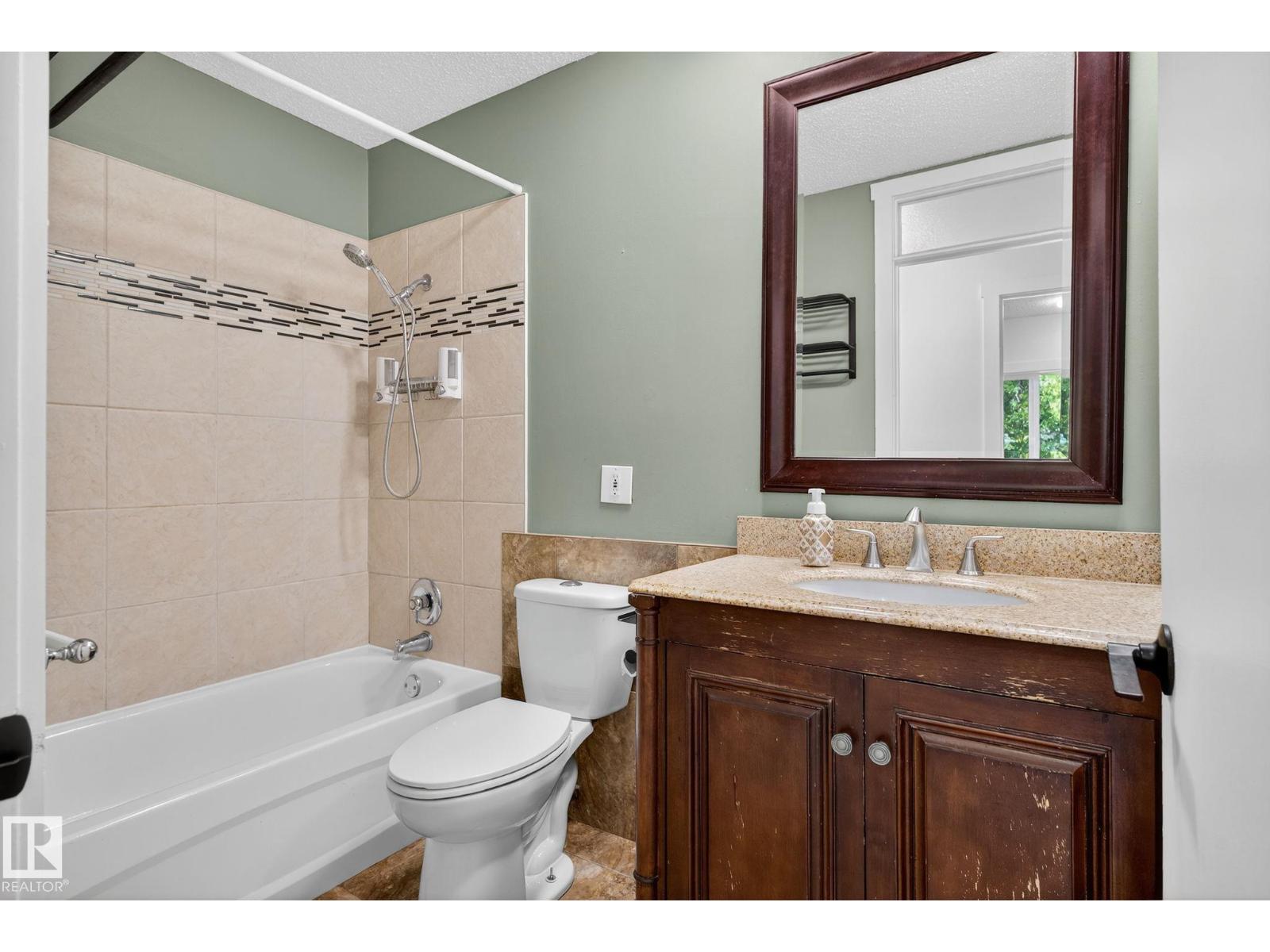 Photo 13 of 133 Garnet Rd, Sherwood Park AB