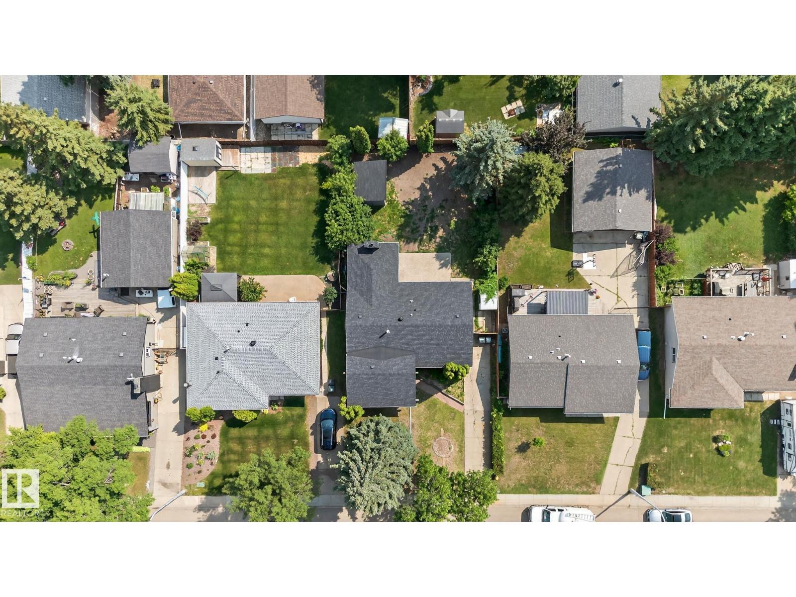 Photo 22 of 133 Garnet Rd, Sherwood Park AB