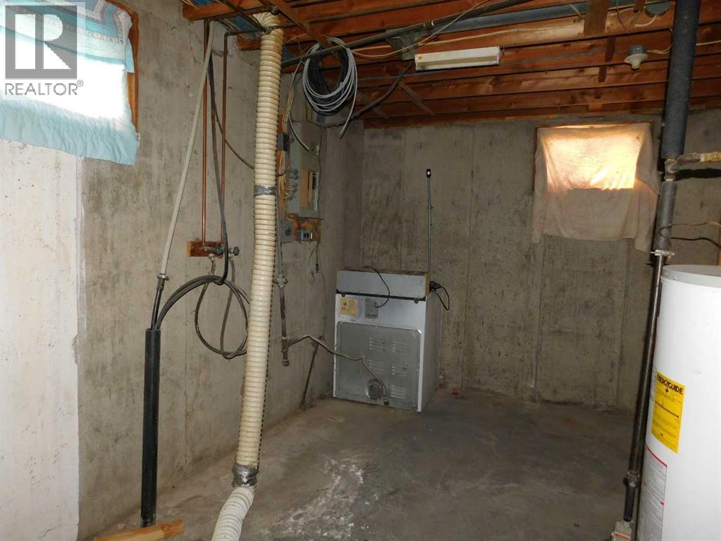 Photo 6 of 5035 53 Avenue, Ryley AB