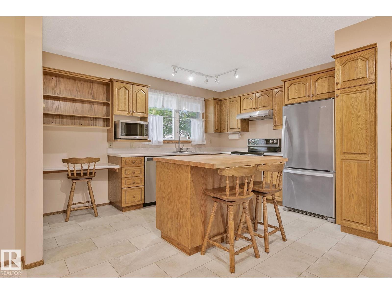 Photo 20 of 9701 96 Av, Morinville AB