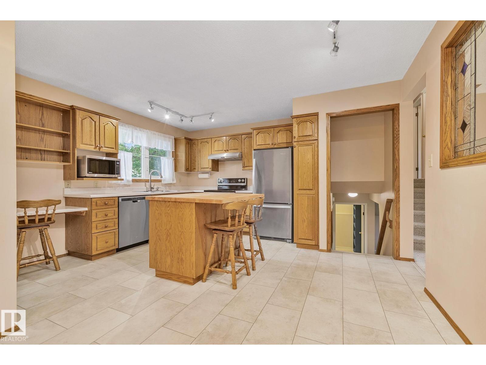 Photo 19 of 9701 96 Av, Morinville AB