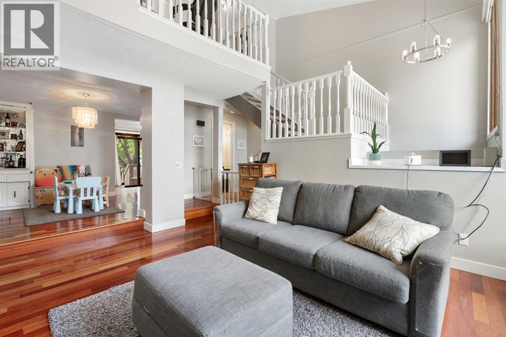 Photo 7 of 18 7900 Silver Springs Road Nw, Calgary AB
