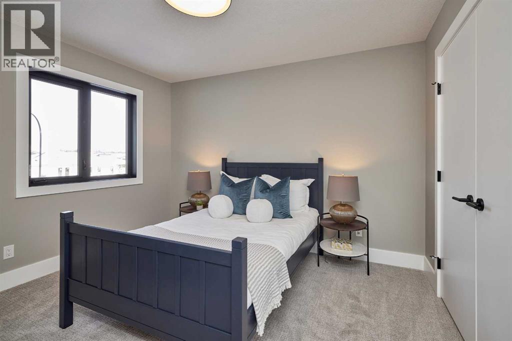 Photo 11 of 237 Rowmont Drive Nw, Calgary AB