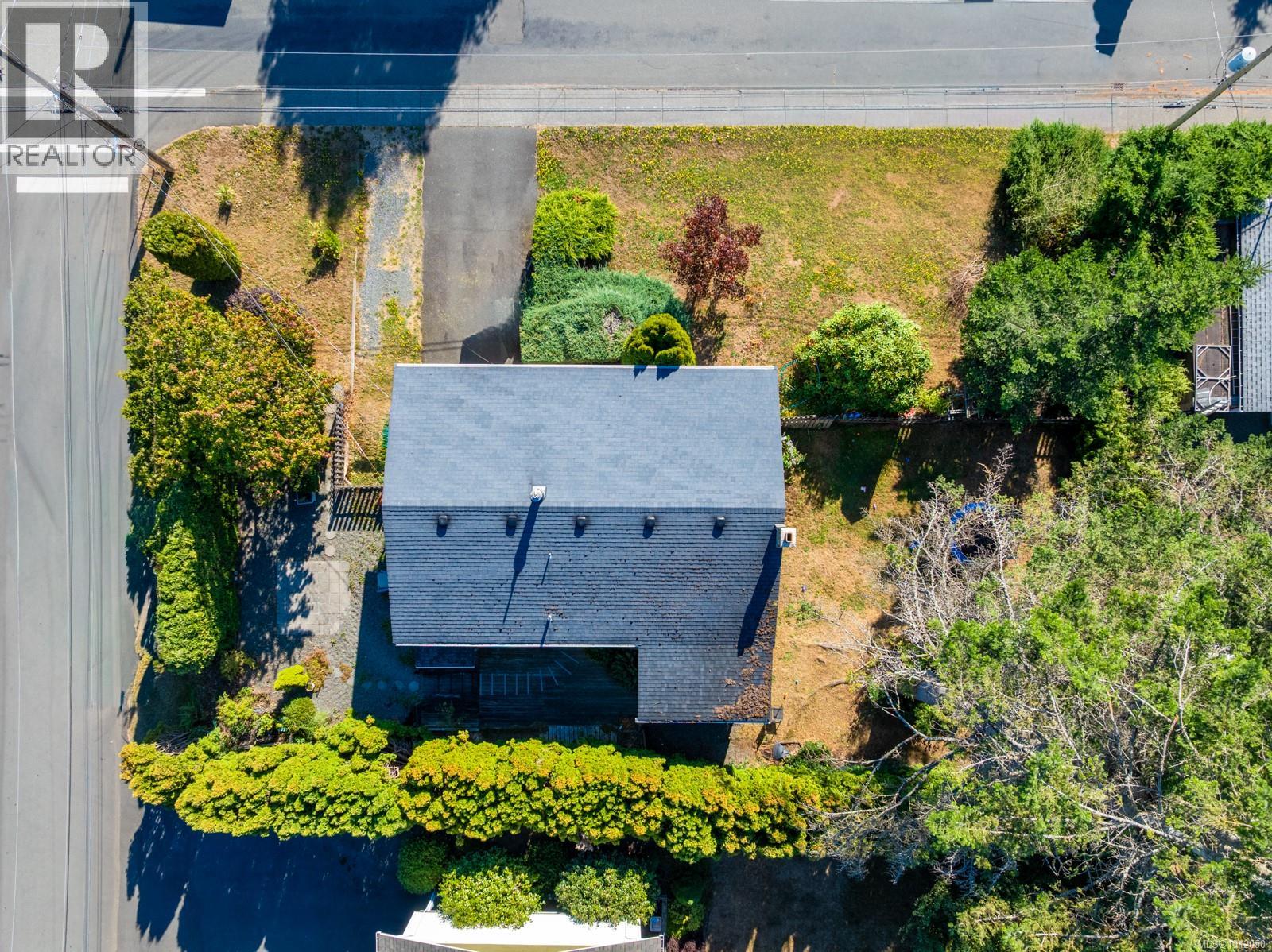 525 Salish St, Comox