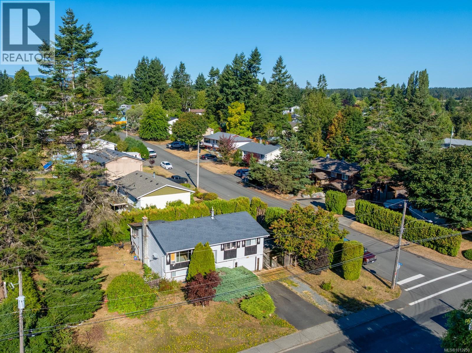 525 Salish St, Comox