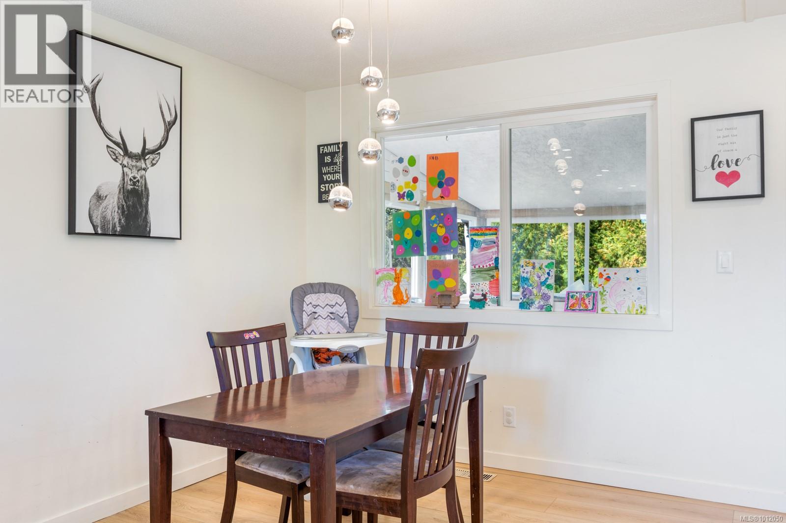 525 Salish St, Comox