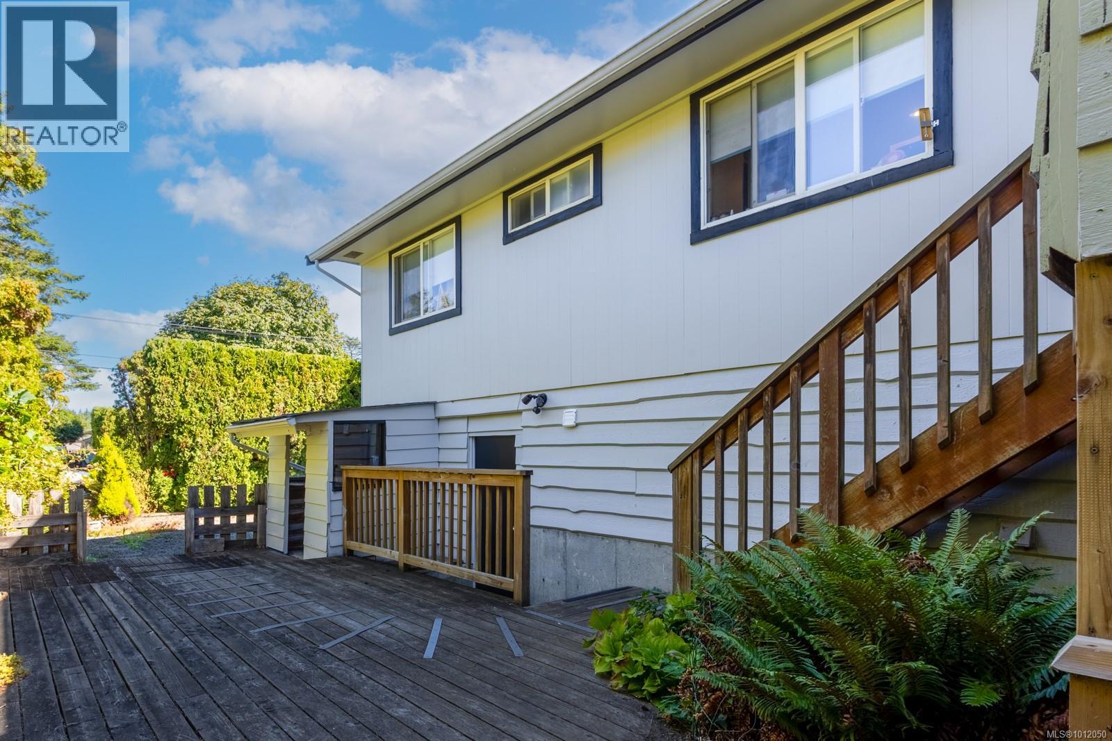 525 Salish St, Comox