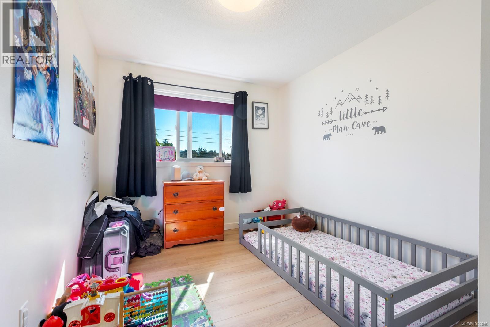 525 Salish St, Comox