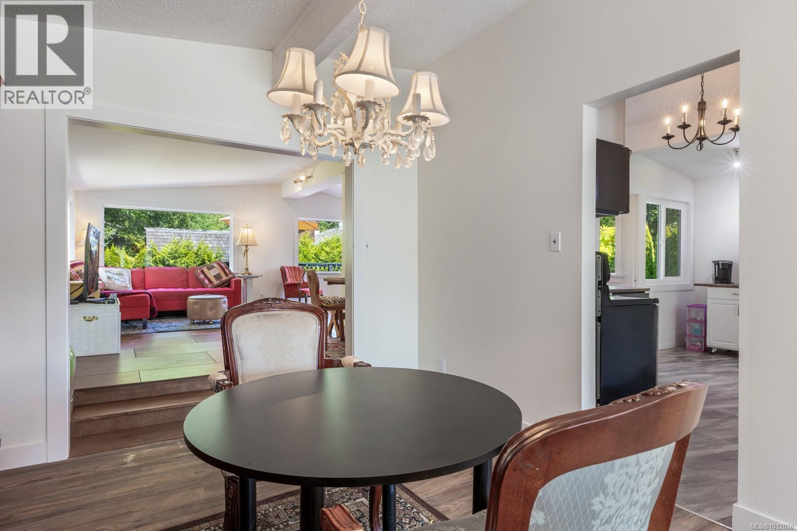 220 Urquhart Ave, Courtenay