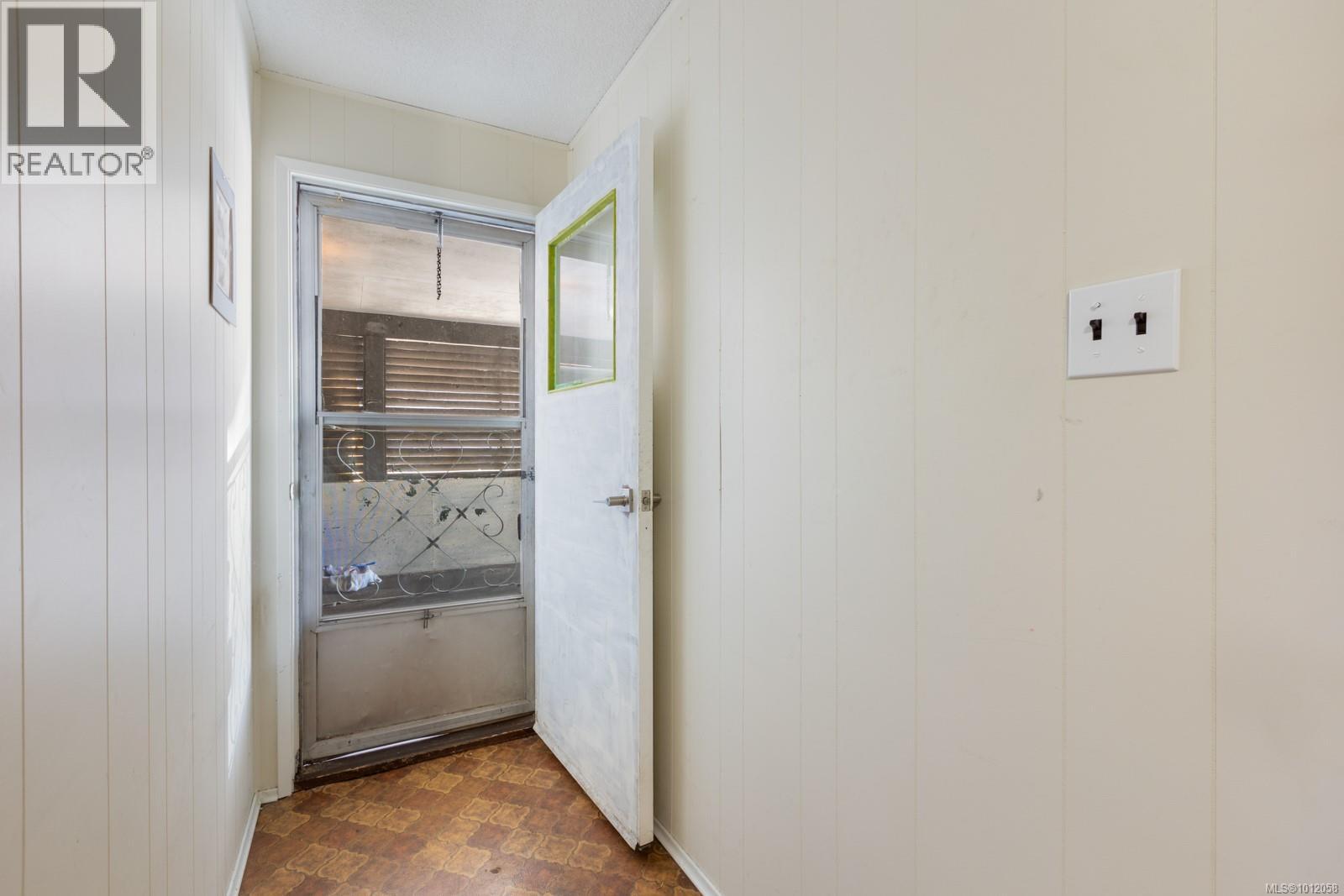 220 Urquhart Ave, Courtenay