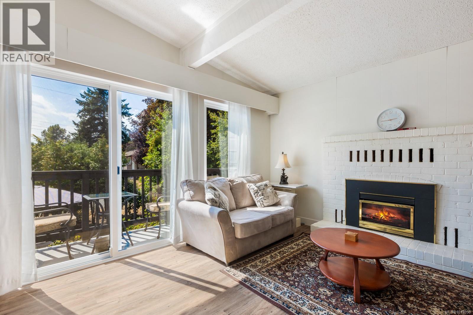 220 Urquhart Ave, Courtenay