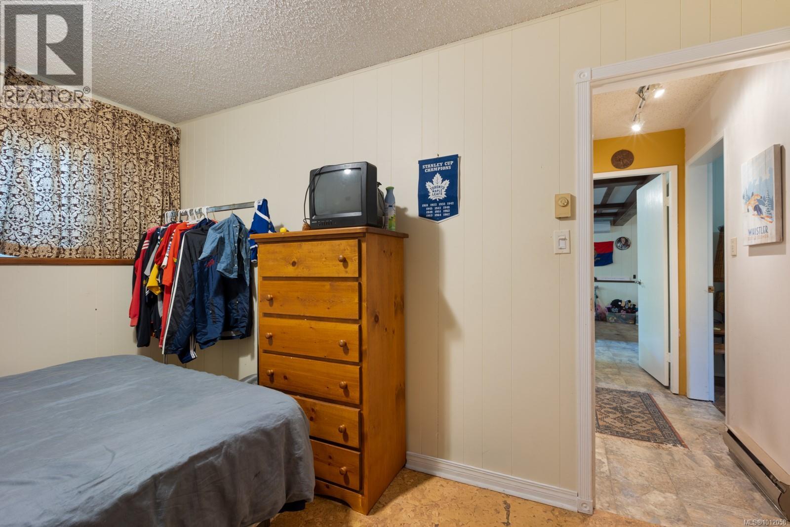 220 Urquhart Ave, Courtenay