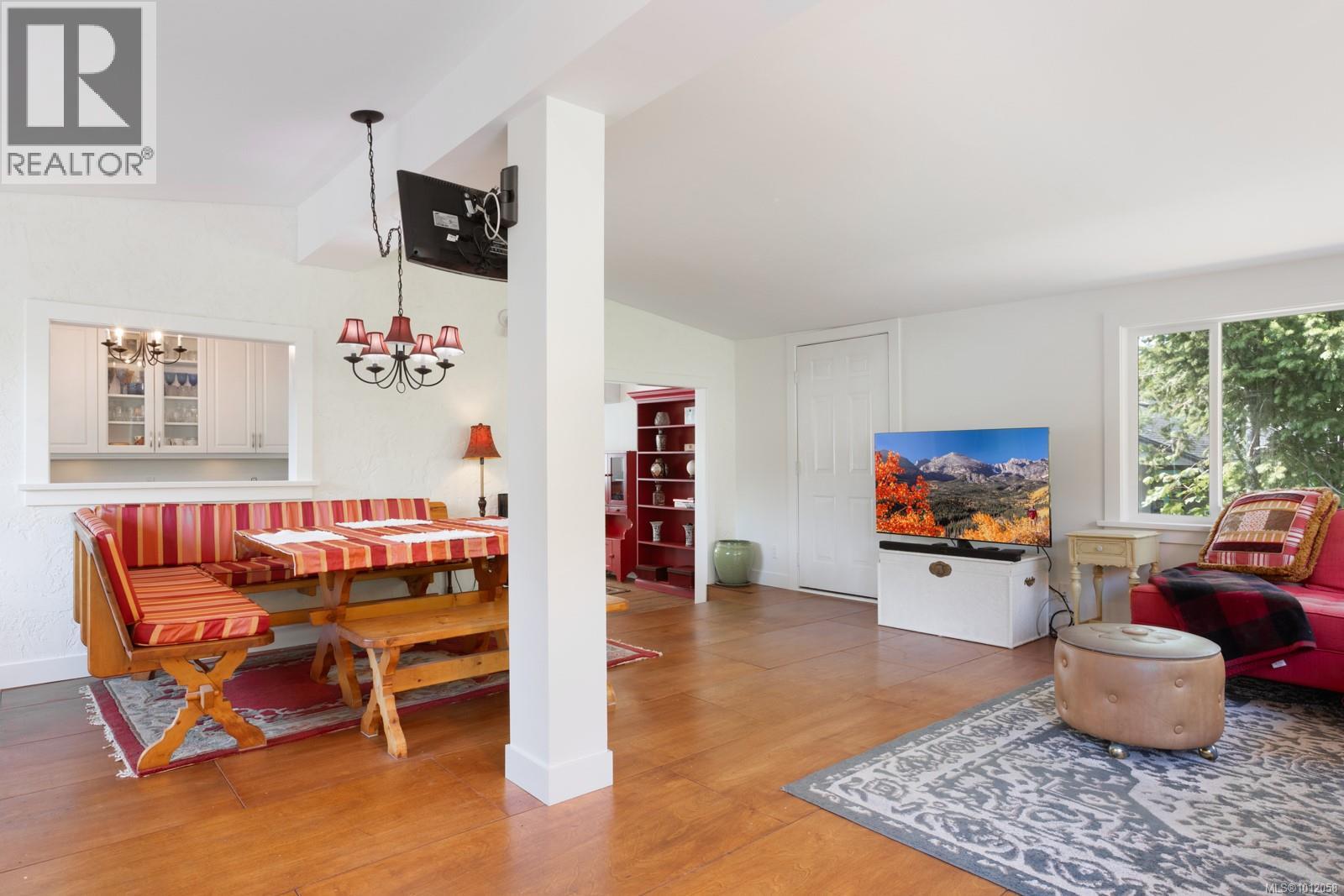 220 Urquhart Ave, Courtenay