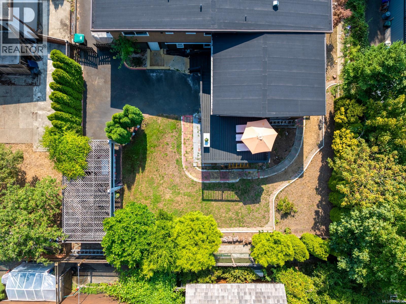220 Urquhart Ave, Courtenay