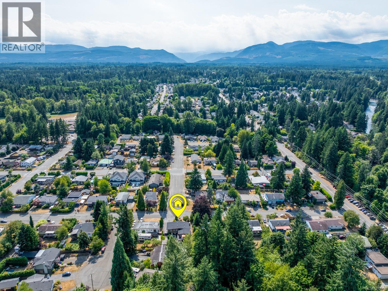 220 Urquhart Ave, Courtenay