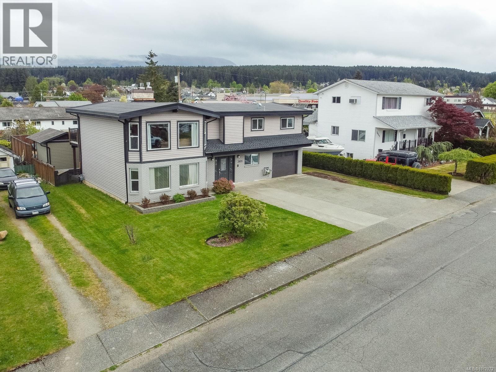Photo 2 of 3055 9th Ave, Port Alberni BC