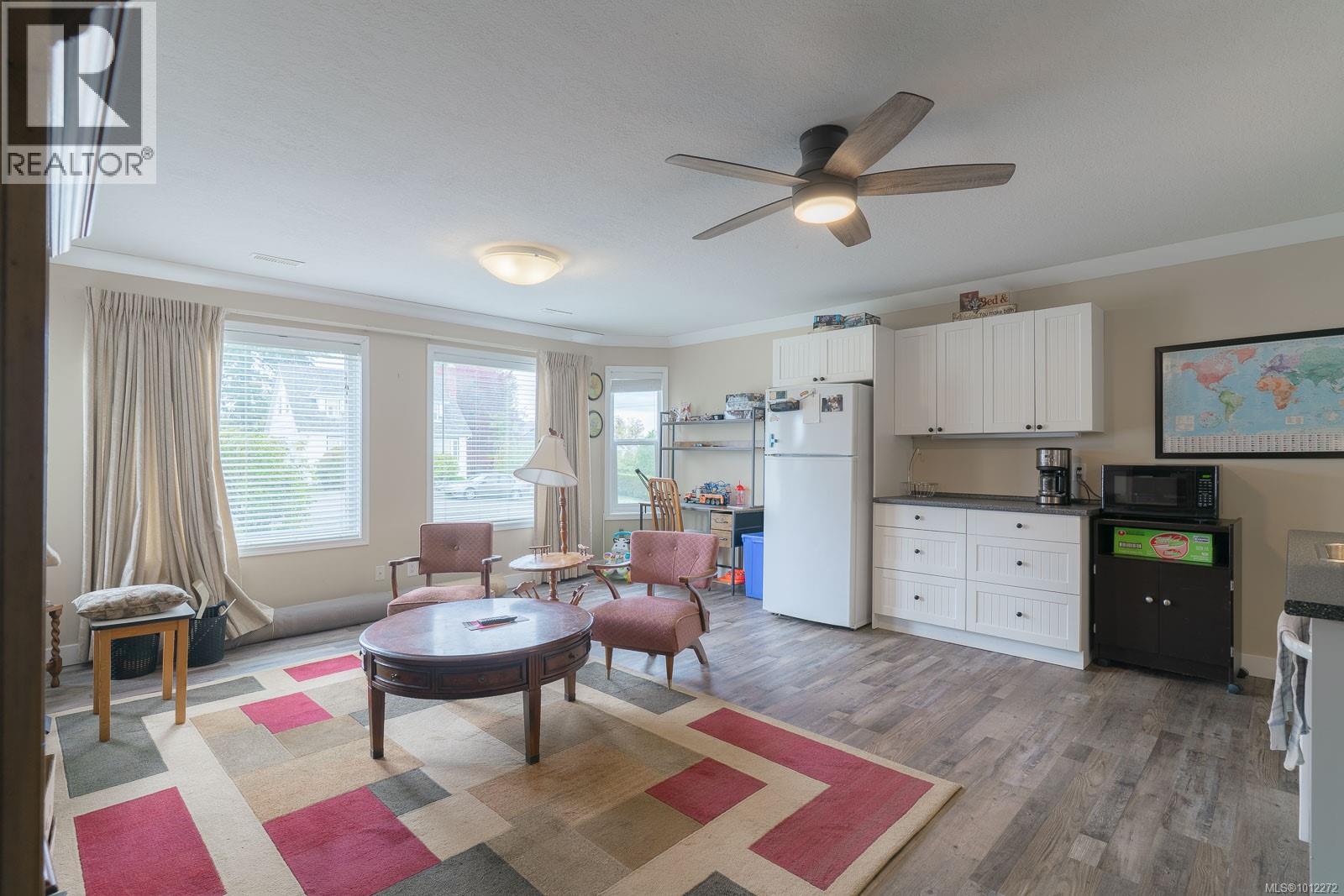 Photo 34 of 3055 9th Ave, Port Alberni BC