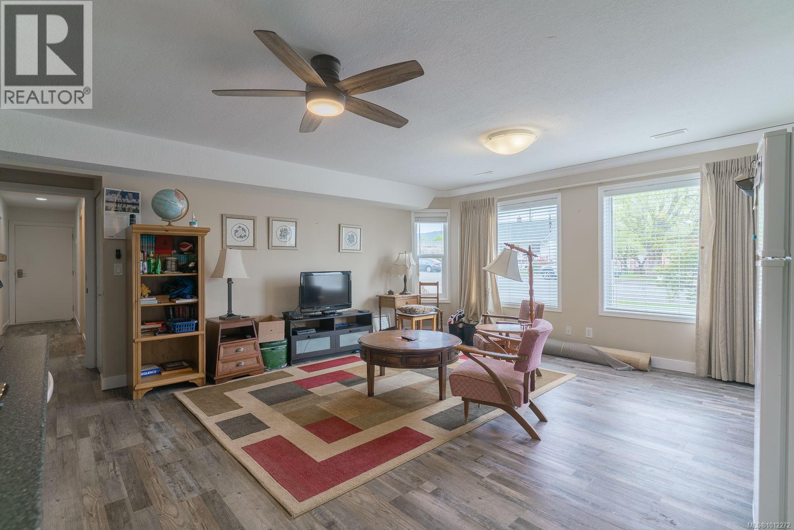 Photo 39 of 3055 9th Ave, Port Alberni BC